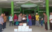 Polsek Bukit Raya Berbagi, 20 Paket Sembako Disalurkan ke Warga Kurang Mampu