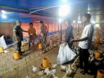 Babinsa Hadir di Tengah Peternak Ayam, Beri Dukungan atas Kenaikan Harga Pakan