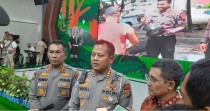 Polda Riau Luncurkan Inovasi Keselamatan Jalan Tol & Berikan Helm Khusus Difabel