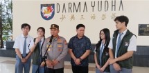 Kapolda Riau Green Policing di SMA Dharma Yudha, Edukasi Ekologis & Tanam Karakter Generasi Emas2045
