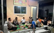 Kapolsek Rumbai Sambangi Pos Satkamling Umban Sari, Perkuat Sinergi Warga Jaga Kamtibmas