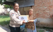 Ekspedisi Merah Putih Presisi Sentuh Warga, Polsek Bukit Raya Salurkan Bansos Jelang HUT RI ke-81