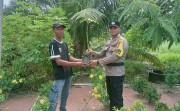 Green Policing Jadi Gerakan Nyata, Polsek Batu Hampar Tanam Bibit Pohon di Bantaian Hilir