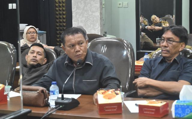 Rapat pansus tentang Ranperda Pajak Penerangan Jalan (PPJ)